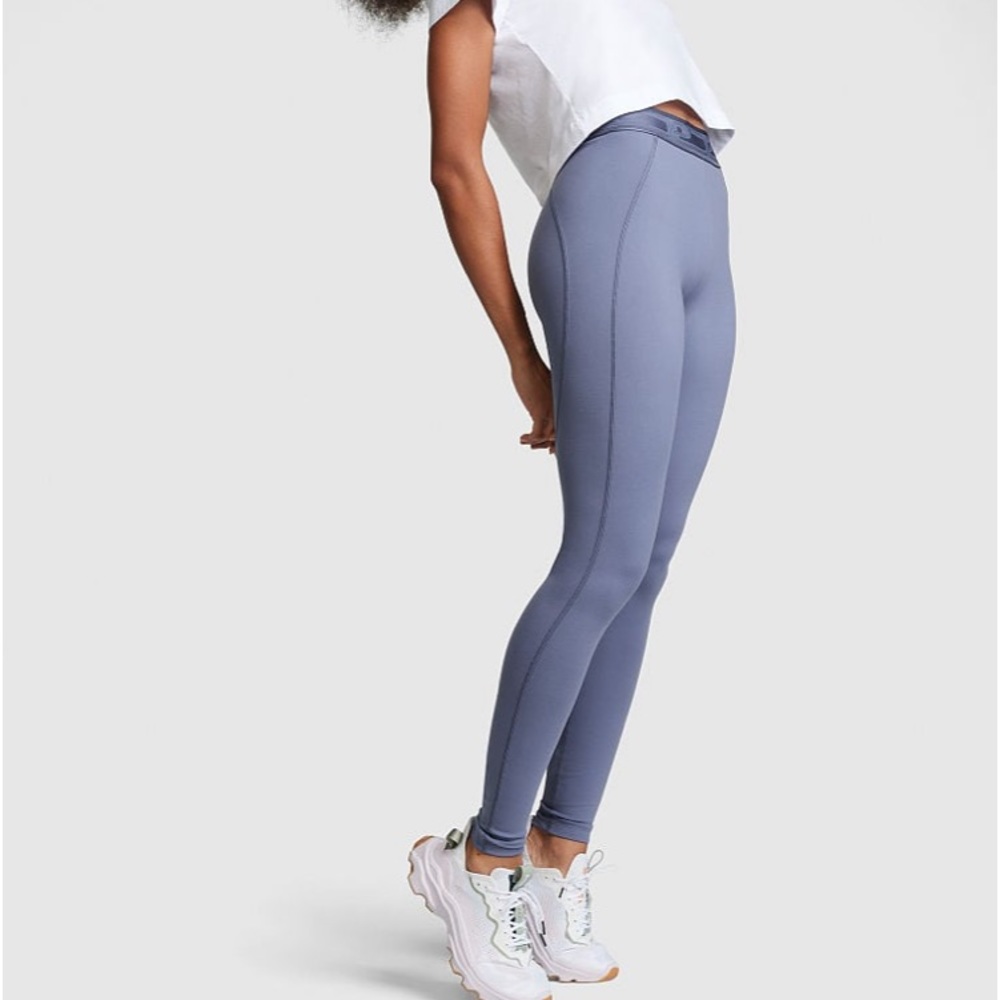 Victoria Secret ultimate high waist leggings in color dusty iris